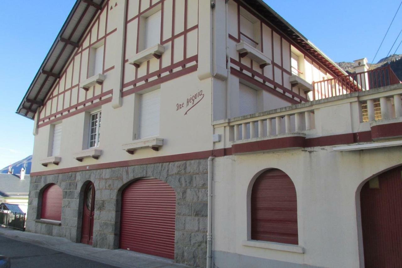 Appartement Cauterets Exterior photo